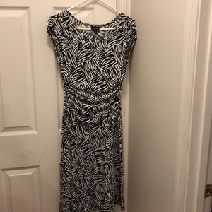 Women’s Black and White Knee length dress